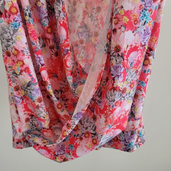 Lululemon floral tank top - Picture 3 of 5